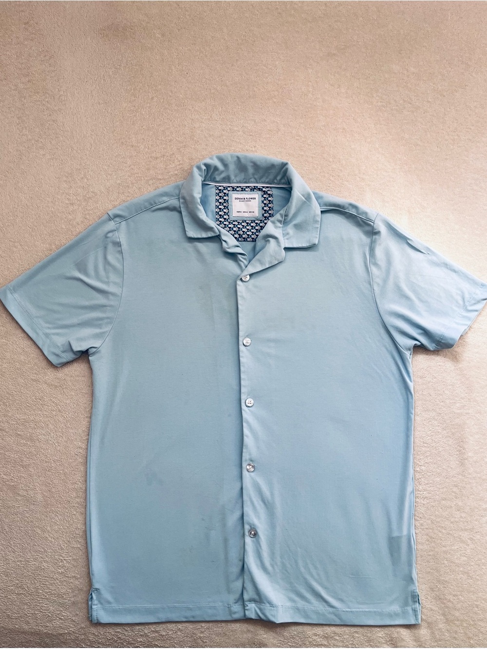Denim & Flower Casual Short-Sleeve Button Down Shirt, Men’s, Size M, Light Blue.